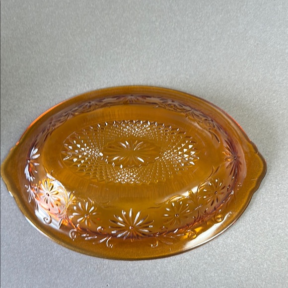 Amber Glass Serving Bowl - Picture 2 of 13
